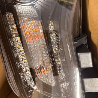 Lampa przednia prawa halogenowa Ciemna 68085416AF - 5