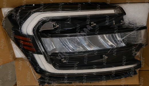 Lampa przednia prawa LED NL1Z13008A