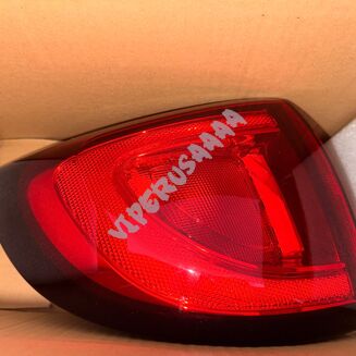 Lampa tył/tylna prawa + lewa zwykłe 68229029AD + 68229028AD - 2