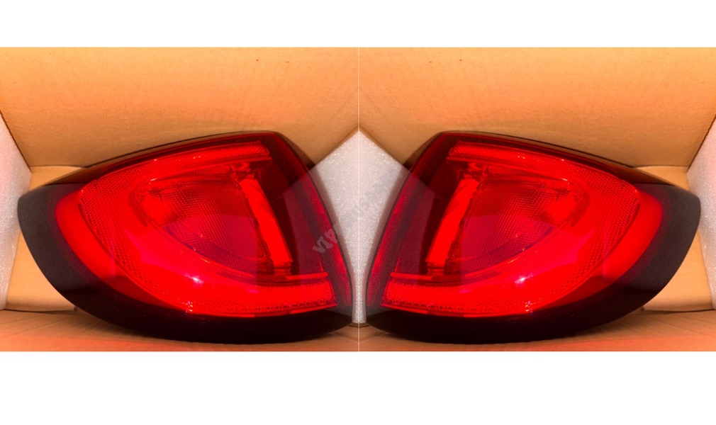 Lampa tył/tylna prawa + lewa zwykłe 68229029AD + 68229028AD