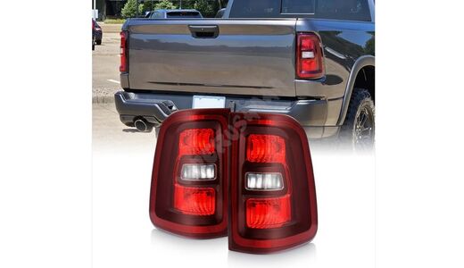 Lampa tył prawa + lewa 68531047AA+ 68531046AA