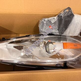 Lampa przednia prawa + lewa Jasna  68081388AL 68081389AL - 3