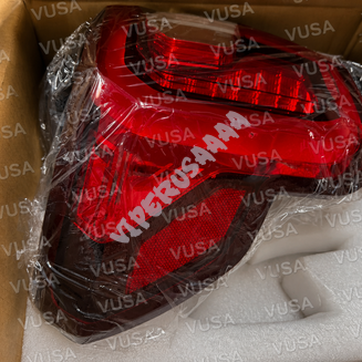 Lampa tylna zewnętrzna lewa 84817347 - 3