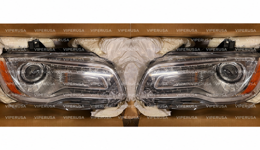 Lampa przednia prawa + lewa halogenowa Chrom 68143002AC 68143003AC